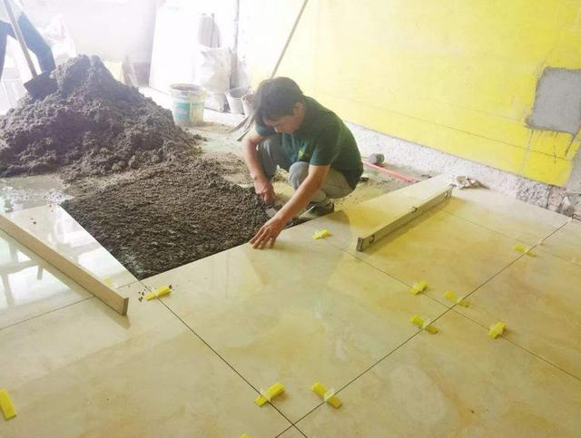 瓷砖师傅说瓷砖太硬不好怎么回答他(瓷砖师傅说瓷砖太硬不好怎么回答他们) 瓷砖师傅说瓷砖太硬不好怎么回答他(瓷砖师傅说瓷砖太硬不好怎么回答他们)